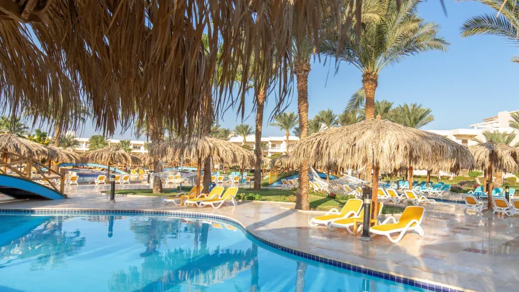 الفندق لونج بيتش ريزورت - الغردقة